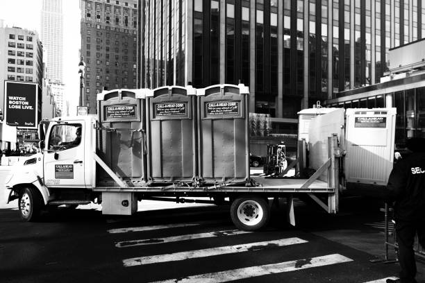 Best Affordable portable toilet rental  in Miami Springs, FL